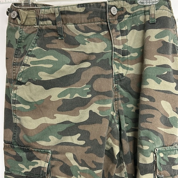 Dickies Camo Cargo Utility Jogger Pants - Picture 9 of 10